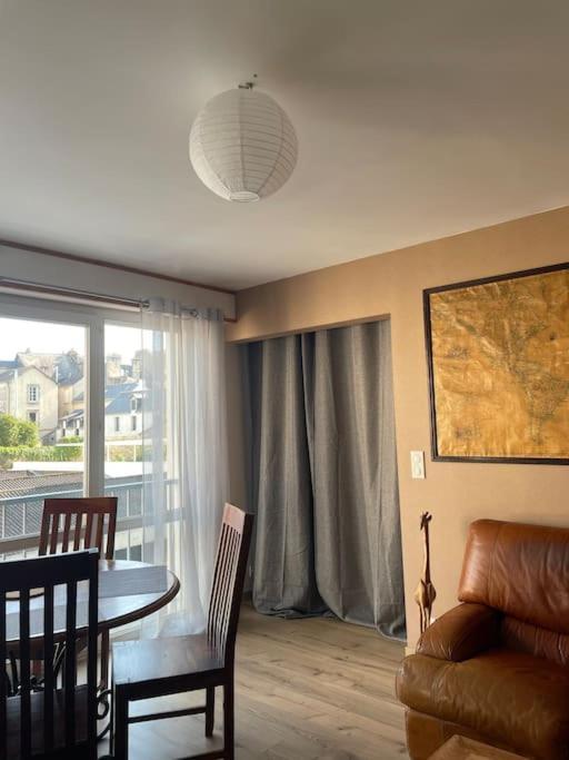 Appartement Idealement Place A Vannes
